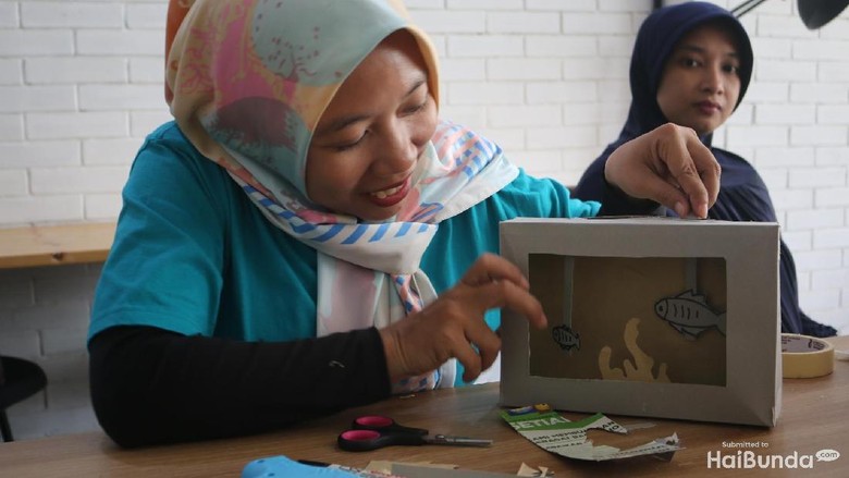 Mainan dari kardus/ Foto: Amelia Sewaka Mainan dari kardus/ Foto: Amelia Sewaka