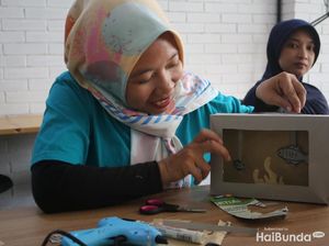 Memanfaatkan Kardus Bekas untuk Mainan Anak
