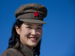 Potret Senyuman Menawan Warga Korea Utara