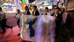 Momen Kegembiraan Warga Korea di Jepang Atas Pertemuan Kim-Moon