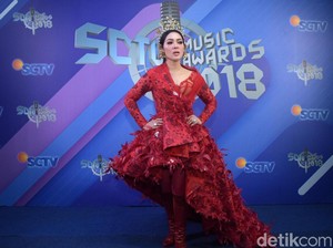 Syahrini Tak Pernah Terpikir Masuk TV, Sekarang Kaya Raya dan Terkenal