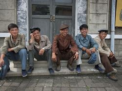 Potret Senyuman Menawan Warga Korea Utara