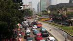 Lalin Jalan Merdeka Barat yang Masih Padat