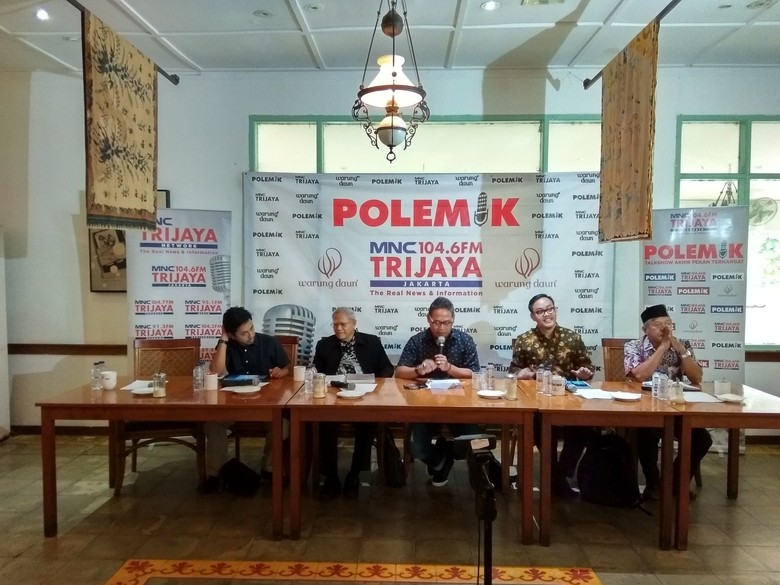 Staf Ahli Presiden Bantah Perpes TKA Permudah Pekerja Asing Masuk Staf Ahli Presiden Bantah Perpes TKA Permudah Pekerja Asing Masuk