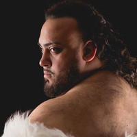 Aku sangat senang. Aku memotret banyak sekali foto kehamilan dengan wanita dan juga foto pernikahan. Jadi ketika aku menjadi sisi yang lain itu sangat konyol. Teman-temanku membuatnya sangat menyenangkan, dan banyak tertawa, lanjutnya. Foto: Dok. Unilad