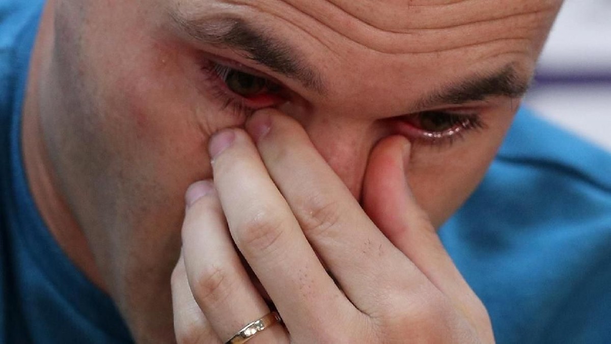 Iniesta tinggalkan Barcelona di akhir musim. (Foto: Albert Gea/Reuters)