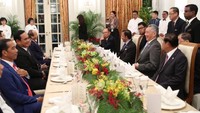 Selanjutnya Jokowi akan menghadiri Pertemuan Indonesia-Malaysia-Thailand Growth Triangle (IMT-GT) ke-11 sebelum bertolak pulang ke Indonesia. Pertemuan tersebut digelar dalam rangka meningkatkan kesejahteraan rakyat ketiga negara tersebut beserta kawasan.  (Foto: Dok. Biro Setpres)