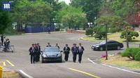 Daripada menggunakan toilet umum, pemimpin Korea Utara memiliki toilet pribadi yang mengikuti kemanapun ia pergi, ungkap seorang pengungsi Korea Utara yang pindah ke Korea Selatan Lee Yun-keol. Foto: Screenshot Youtube Daily Mail