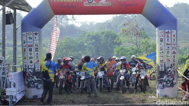 Munggahan, Ribuan Rider Trail Jajal Trek Cikao Purwakarta