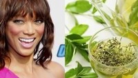 Model, penyayi, sekaligus aktris berbakat, Tyra Banks, ternyata menyesap teh hijau sebelum tidur. Alasannya untuk menjaga berat badan idealnya. Foto: Istimewa
