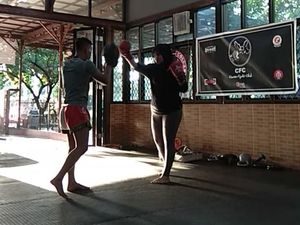 Macam-macam Olahraga Para Weekend Warrior, Dari Yoga Hingga Tinju