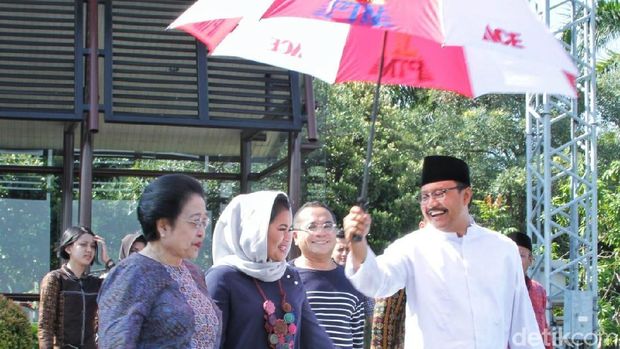 Risma Dukung Program Pendidikan Gratis Gus Ipul-Puti