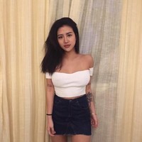 Perawat 24 tahun itu memilih menutup halaman komentar akun Instagramnya. Dia tidak mau pusing membaca komentar negatif tentang dirinya. Foto: Dok. Carina Linn