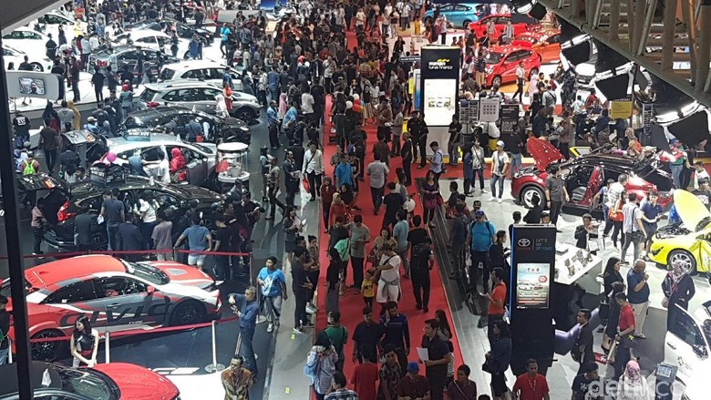 Suasana IIMS 2018 Suasana IIMS 2018