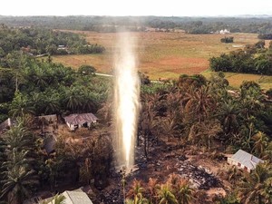 Petugas Sterilisasi Sumur Ilegal di Aceh dalam Radius 200 Meter