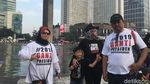 Foto: Ramai-ramai Berkaus #2019GantiPresiden di CFD Bundaran HI