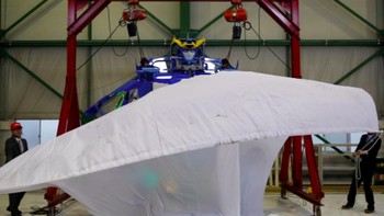 Menurut Ishida, inspirasi menciptakan robot ini sudah ada sejak ia kecil. Ishida kecil selalu memimpikan bisa menciptakan robot seperti yang ia tonton kala itu. Foto: J-deite RIDE, Robot Transformers buatan Jepang (Reuters)