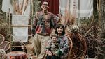Bergaya Rustic, Ini Potret Keluarga Andien