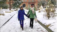 Semenjak bercerai Farah Quinn belum memutuskan untuk menikah kembali. Foto: Instagram Farah Quinn