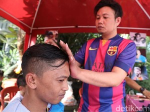 Di Kampung Piala Dunia, Bisa Cukur Rambut Kayak Cristiano Ronaldo