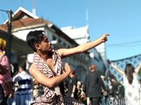 Ribuan Penari Menari 18 Jam Nonstop di Bandung