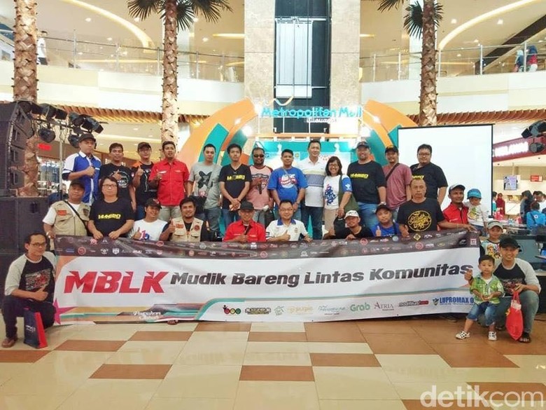 Lintas Komunitas Kopdar Sebelum Mudik Bareng. Foto: Dok. Mudik Bareng Lintas Komunitas (MBLK) Lintas Komunitas Kopdar Sebelum Mudik Bareng. Foto: Dok. Mudik Bareng Lintas Komunitas (MBLK)