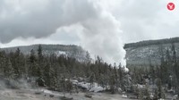 Dikutip dari Reuters, Senin (30/4/2018), Geiser di Taman Nasional Yellowstone mengalami erupsi tak biasa tiga dalam beberapa minggu dan salah satunya minggu ini. (Foto: Dok. Twitter YellowstoneNPTS)