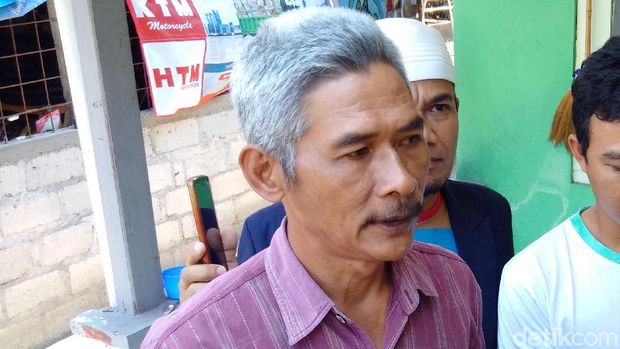 Kepala Dukuh Sangurejo, Sehadi Utomo.