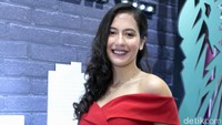 Di acara tersebut Pevita membantah kabar hubungan asmaranya dengan Mike Lewis. Pool/Ismail/detikFoto.