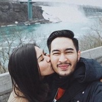 Media sosial dihebohkan oleh isu perselingkuhan yang diduga dilakukan oleh Syahnaz Shadiqah. Banyak yang terkejut pasalnya Syahnaz Shadiqah dan Jeje Govinda kerap memamerkan kemesraan mereka di Instagram. (Foto: Instagram/@syahnazs)