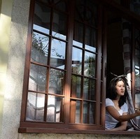 Dengan sedikit sentuhan edit, foto di jendela menjadi lebih menarik. Foto: Boredpanda