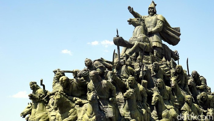 Alun-alun Genghis Khan, China