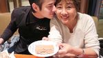 Suka Cupcake dan Kue, Ini Pose Keren Mario Maurer Saat Sedang Makan