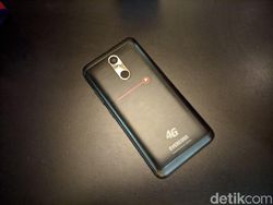 Unboxing Xtream 1 Pro, Ponsel 4G Rp 720 Ribu