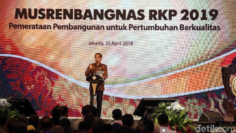 Jokowi Disengat Politik Racun Kalajengking Jokowi Disengat Politik Racun Kalajengking