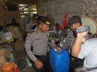 Polisi Banjar Gerebek Rumah dan Penjual Miras Tradisional
