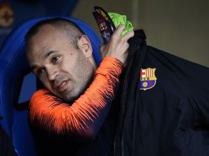 Laga Penting Barca di Riazor, Mengapa Iniesta Dicadangkan?