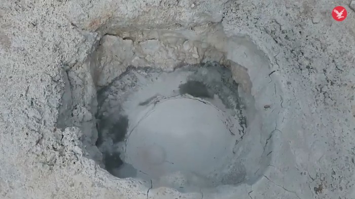 geiser di yellowstone national park amerika serikat erupsi
