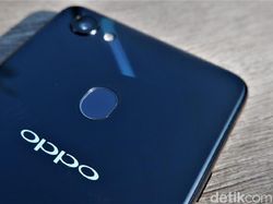 Unboxing Oppo F7 128 GB Bercorak Berlian Hitam yang Mewah