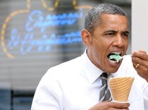 Sebelum Sukses, 7 Tokoh Ternama Ini Kerja di Resto Cepat Saji