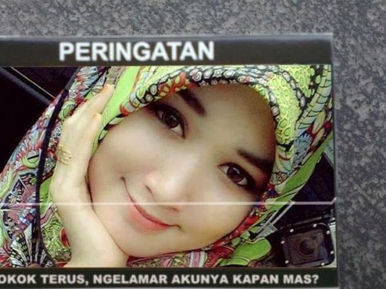 10 Meme Lucu Peringatan Bergambar di Bungkus Rokok