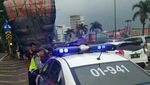 Truk-truk Obesitas yang Bikin Macet dan Rusak Jalan Tol