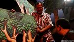 Mengintip di Balik Layar Wayang Golek Betawi