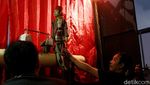 Mengintip di Balik Layar Wayang Golek Betawi