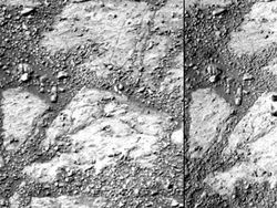 Deretan Foto Aneh yang Tampak di Planet Mars