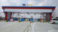 Nantinya, dengan dioperasikannya seksi 3 dan 4 Jalan Tol Pejagan-Pemalang, diharapkan dapat mengurangi kemacetan dan mempersingkat waktu tempuh perjalanan bagi pengguna jalan tol terutama pada saat arus mudik. Pool/Waskita Karya.