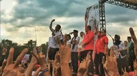Ruhut juga mengaku masih merupakan kader Partai Demokrat yang dipimpin oleh Susilo Bambang Yudhoyono (SBY). Ia kemudian menyatakan siap dipecat dari PD jika tindakannya itu membuat heboh.