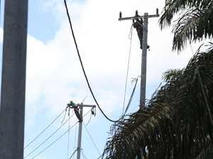 Hore! Warga Pulau Kambunong Kini Sudah Dapat Nikmati Listrik