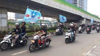 Terlihat puluhan motor menemani para karyawan Astra Daihatsu Motor. Foto: M. Luthfi Andika