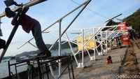 Perbaikan di tiga kampung tersebut berupa pembangunan jalan lingkungan, pembangunan jembatan penyeberangan, pedestrian, saluran, dan perbaikan lokasi wisata kuliner. Di Kampung Tengah ditambahkan pembangunan satu buah dermaga apung serta ruang terbuka hijau.
